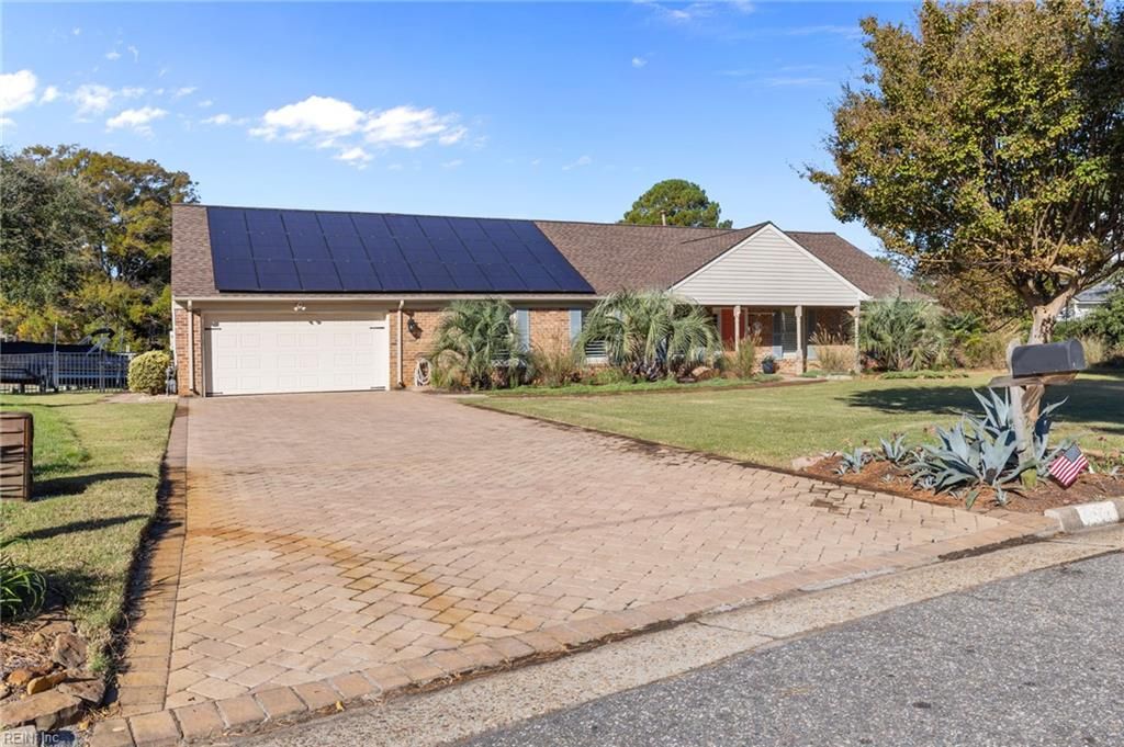 Photo of 2129 W Kendall Circle, Virginia Beach, VA 23451 (MLS # 10607689)