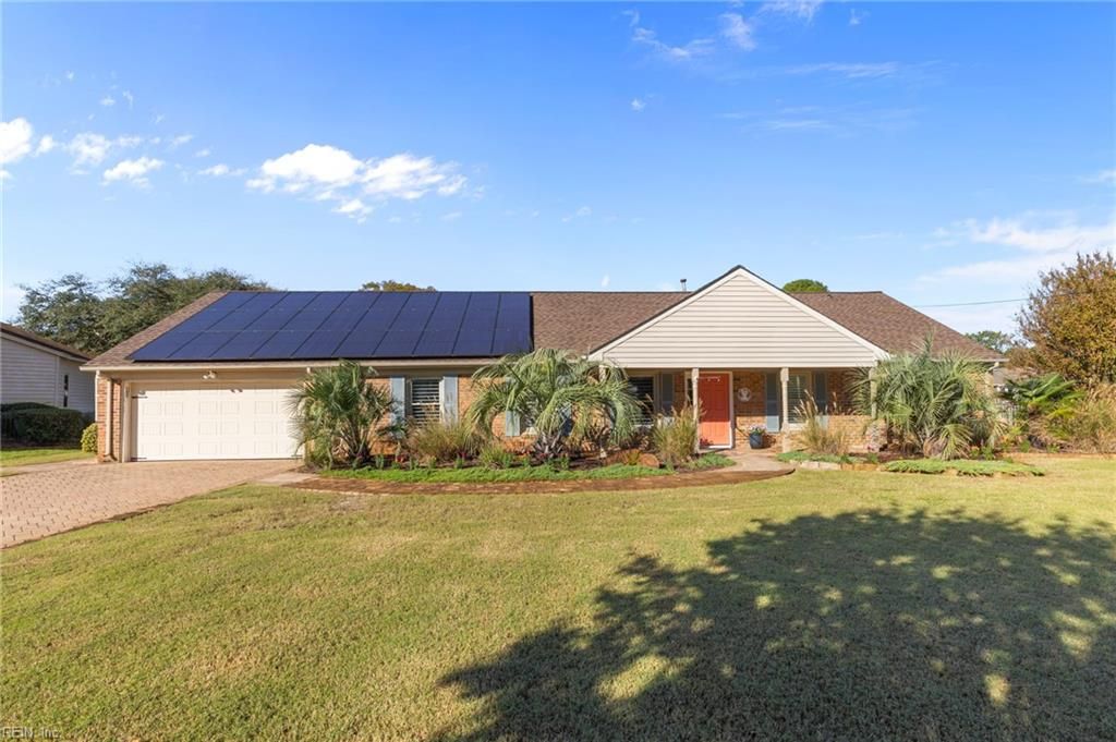 Photo of 2129 W Kendall Circle, Virginia Beach, VA 23451 (MLS # 10607689)