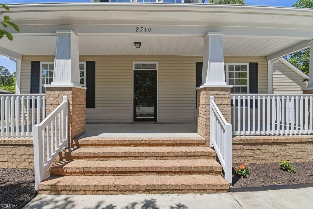 Photo of 2560 Banbury Court, Hayes, VA 23072 (MLS # 10632081)