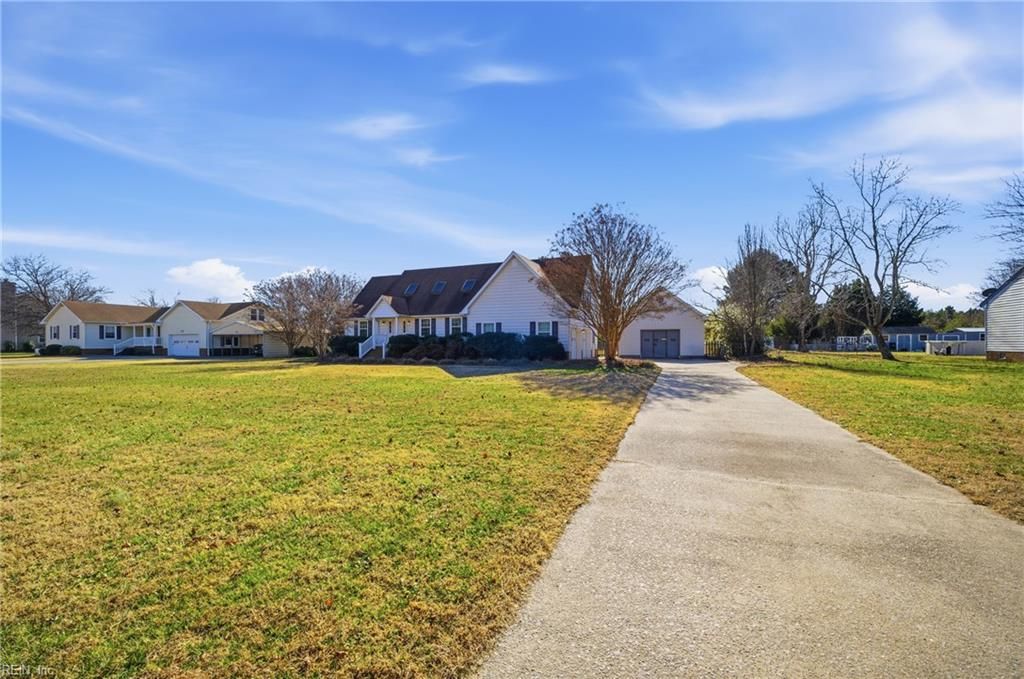 Photo of 955 Kings Fork Road, Suffolk, VA 23434 (MLS # 10627891)