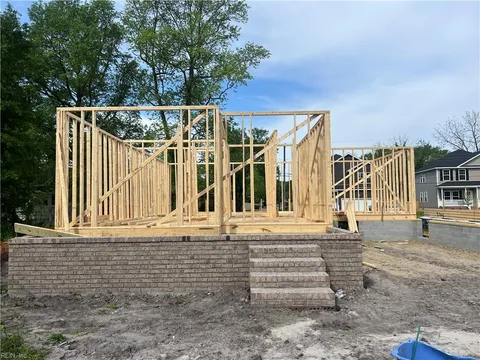 525 Beacon Road, Portsmouth, VA 23702 - #: 10579406