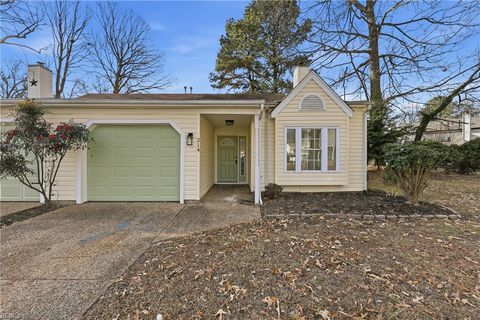 Photo of 214 Ashridge Lane, Newport News, VA 23602 (MLS # 10614476)
