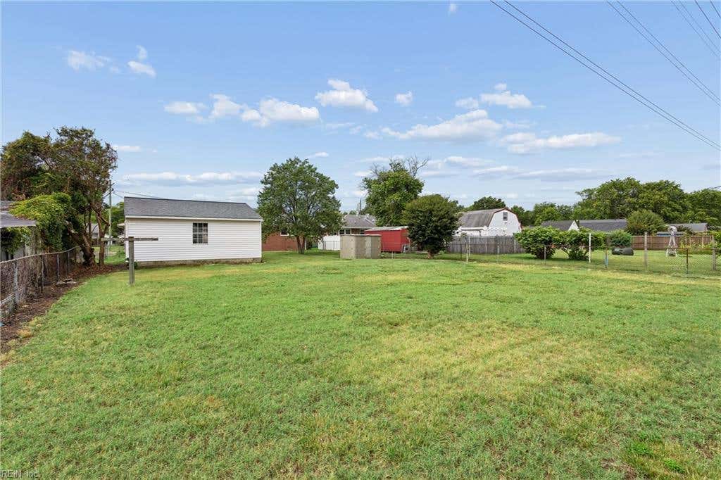Photo of 9 Calvert Drive, Newport News, VA 23601 (MLS # 10641236)