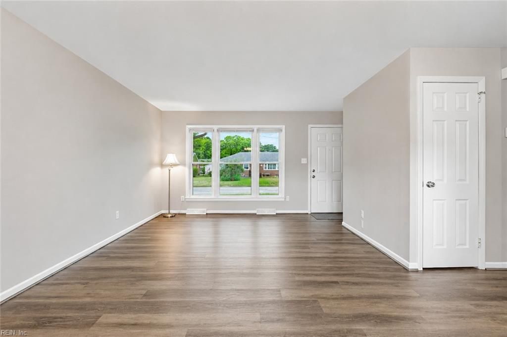 Photo of 9 Calvert Drive, Newport News, VA 23601 (MLS # 10641236)