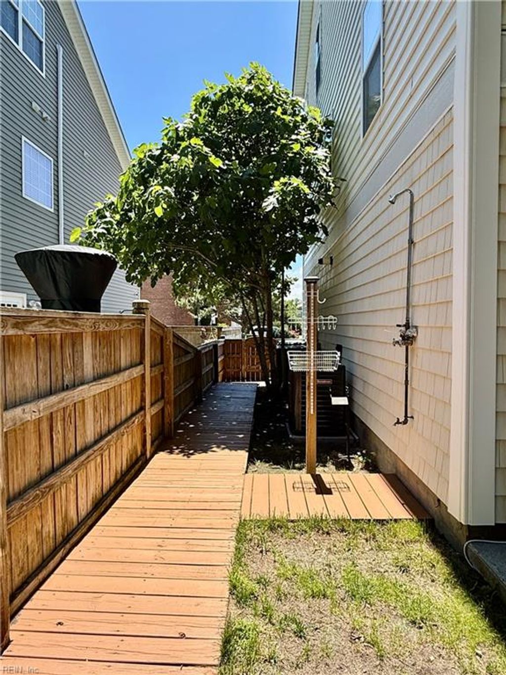 Photo of 413 9th Street #B, Virginia Beach, VA 23451 (MLS # 10635218)