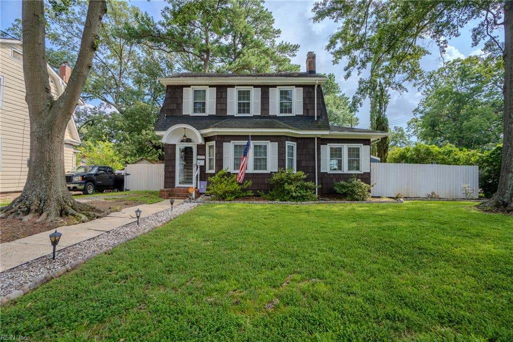 Photo of 3577 Westminster Avenue, Norfolk, VA 23502 (MLS # 10647261)