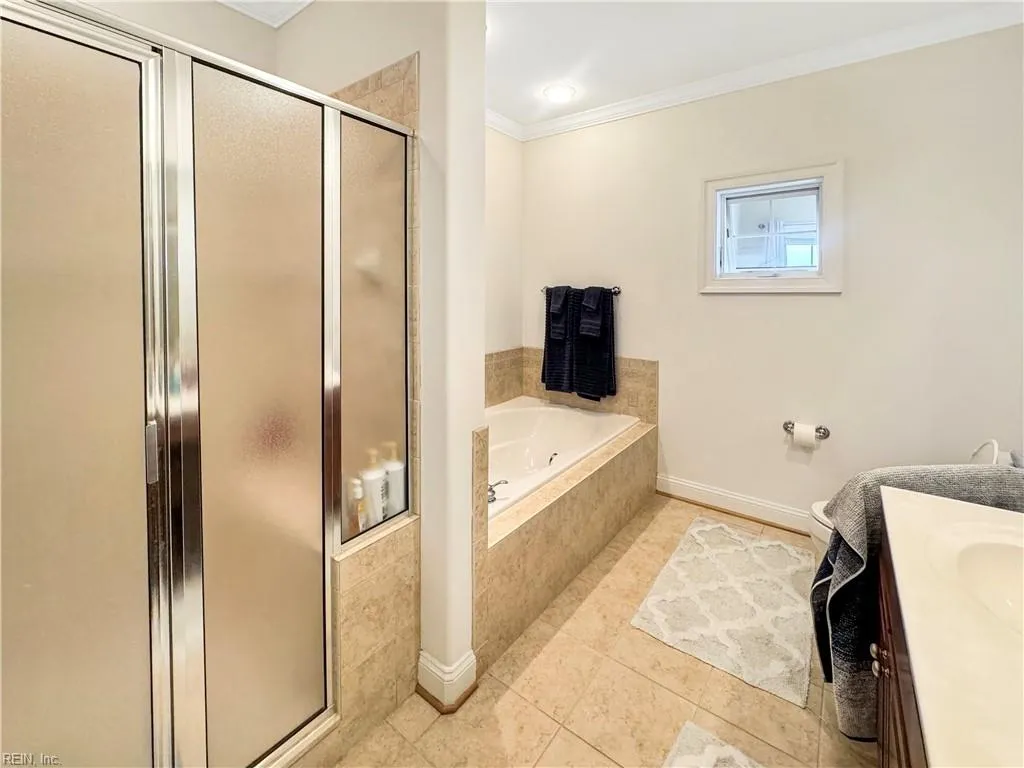 Lancaster, Virginia 22503, United States, 4 Bedrooms Bedrooms, ,4 BathroomsBathrooms,Residential,Active,128021