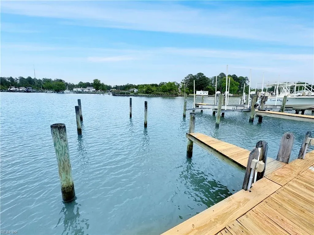 Lancaster, Virginia 22503, United States, 4 Bedrooms Bedrooms, ,4 BathroomsBathrooms,Residential,Active,128021