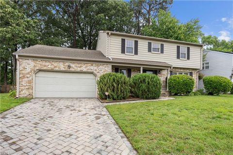 1767 Carriage DR Hampton VA 23664