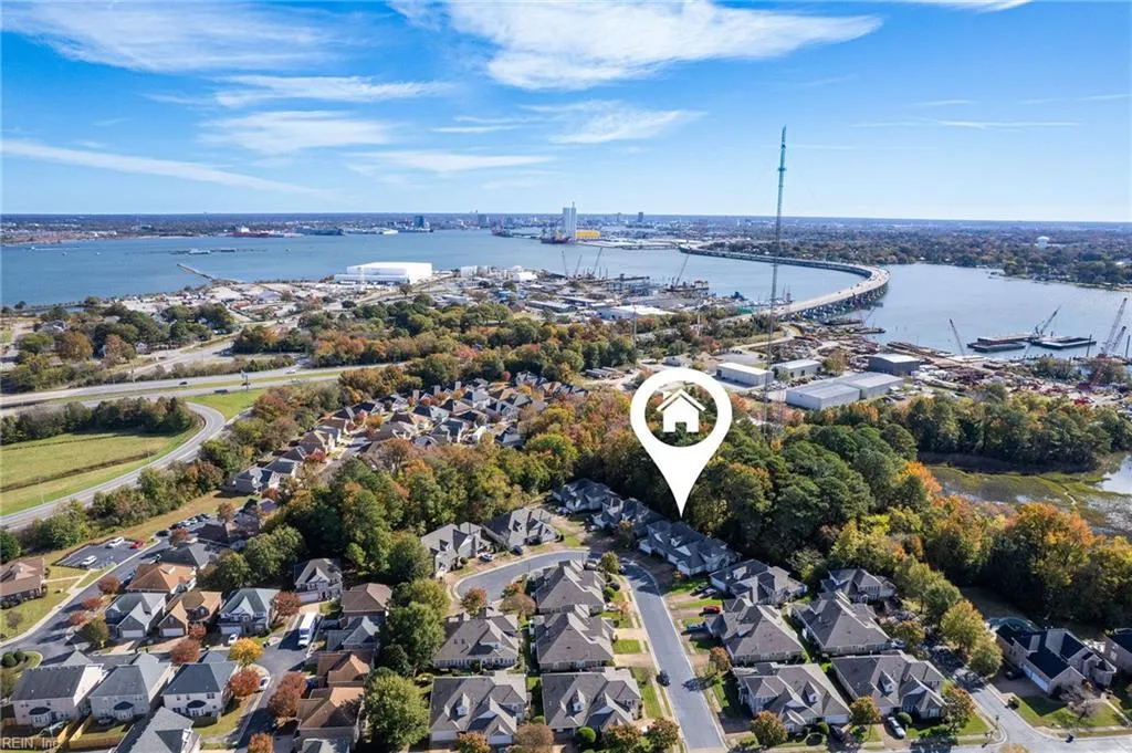 Portsmouth, Virginia 23703, United States, 2 Bedrooms Bedrooms, ,2 BathroomsBathrooms,Residential,Active,240703