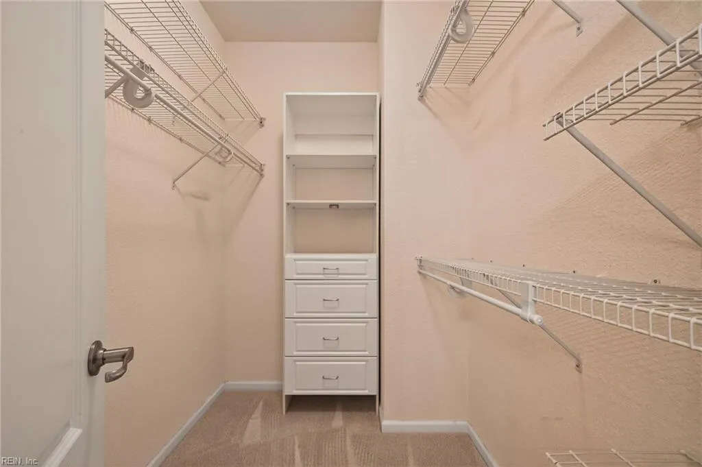 Portsmouth, Virginia 23703, United States, 2 Bedrooms Bedrooms, ,2 BathroomsBathrooms,Residential,Active,240703