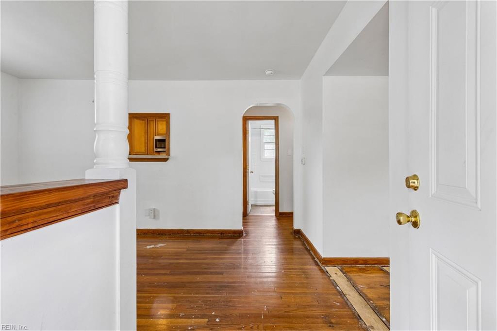 Photo of 40 Culpepper Avenue, Newport News, VA 23606 (MLS # 10645722)