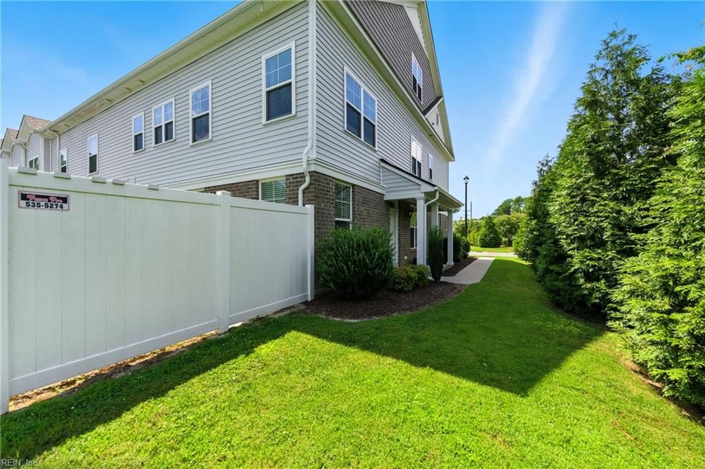 Photo of 301 Sikeston Lane, Chesapeake, VA 23322 (MLS # 10606807)