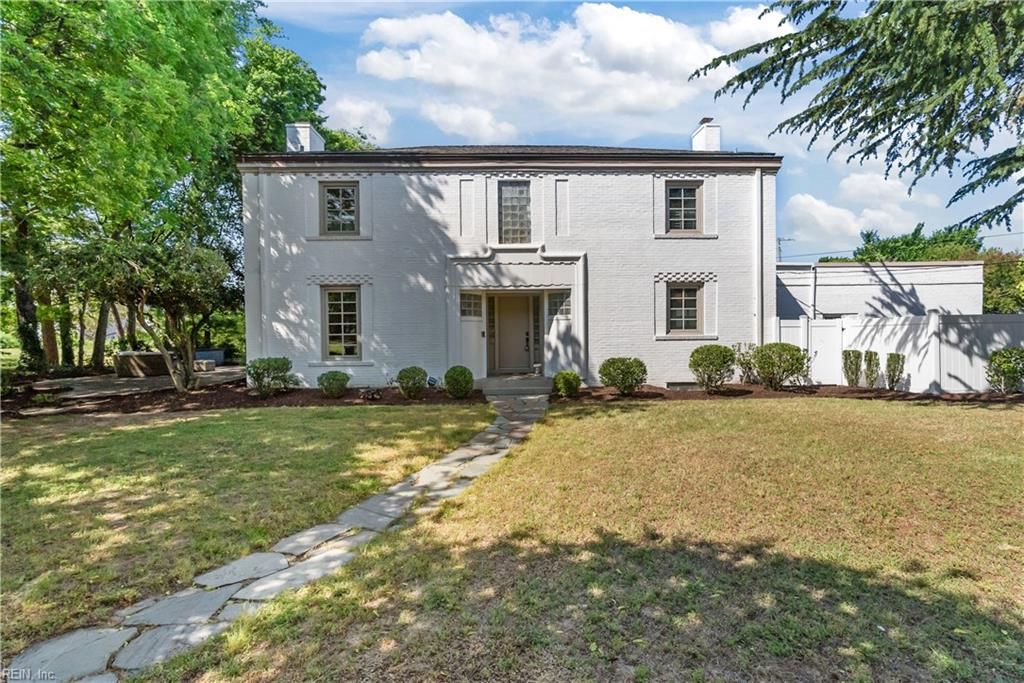 Photo of 6929 Belvedere Drive, Newport News, VA 23607 (MLS # 10635879)