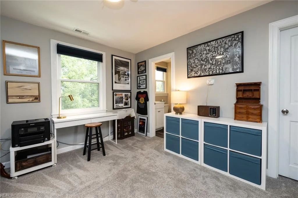 Portsmouth, Virginia 23704, United States, 3 Bedrooms Bedrooms, ,3 BathroomsBathrooms,Residential,Active,209002