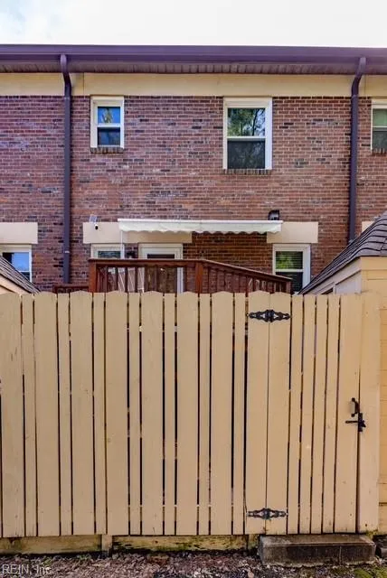 Portsmouth, Virginia 23704, United States, 3 Bedrooms Bedrooms, ,3 BathroomsBathrooms,Residential,Active,209002