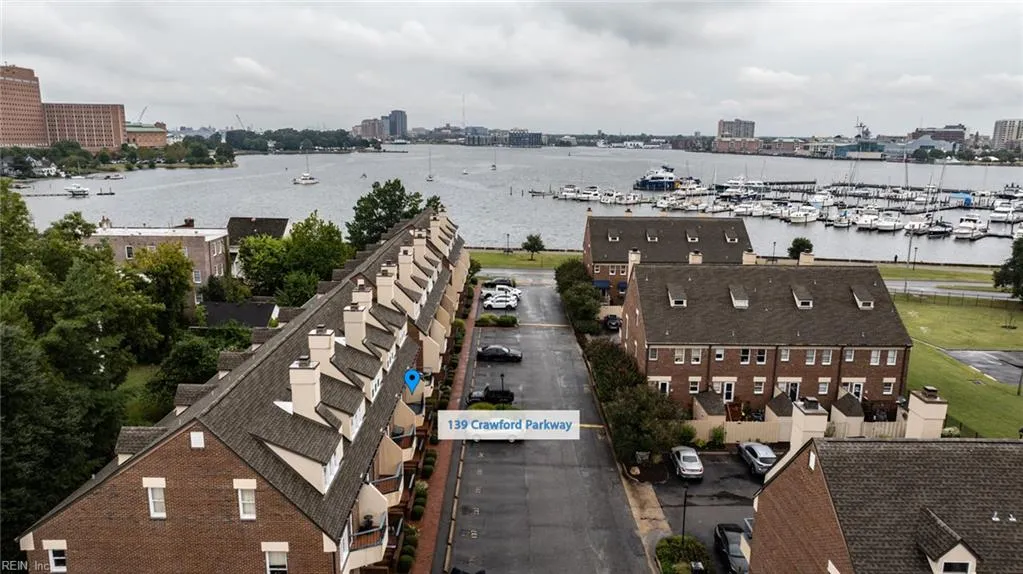 Portsmouth, Virginia 23704, United States, 3 Bedrooms Bedrooms, ,3 BathroomsBathrooms,Residential,Active,209002