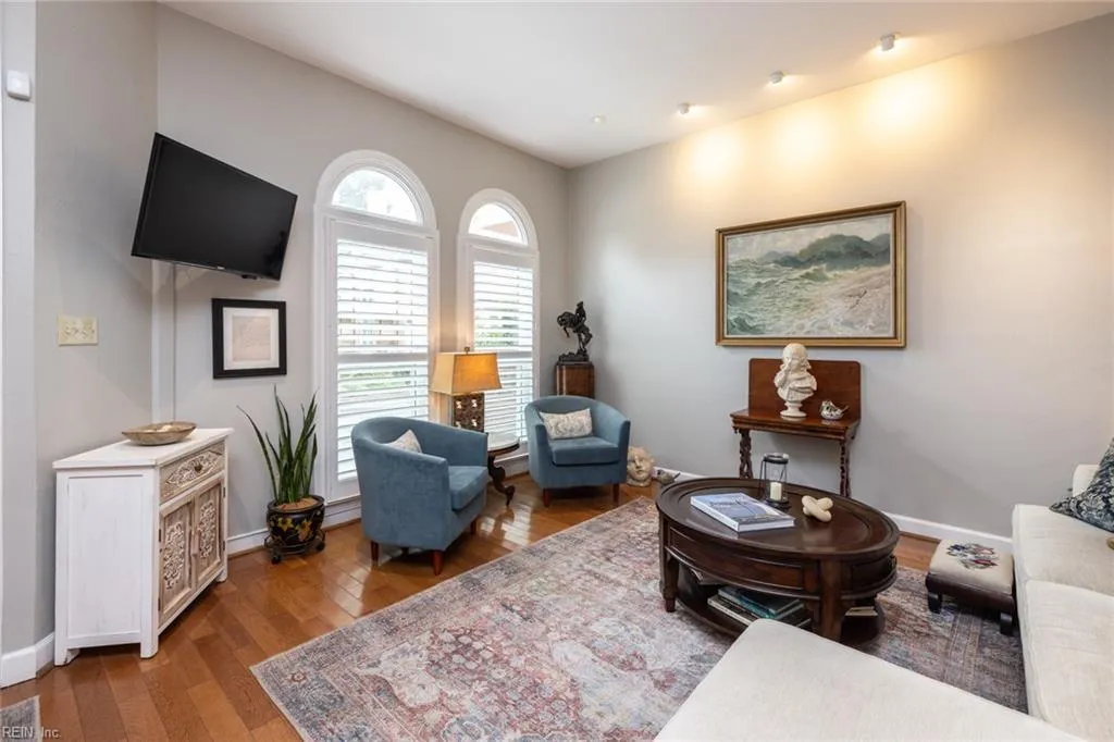 Portsmouth, Virginia 23704, United States, 3 Bedrooms Bedrooms, ,3 BathroomsBathrooms,Residential,Active,209002