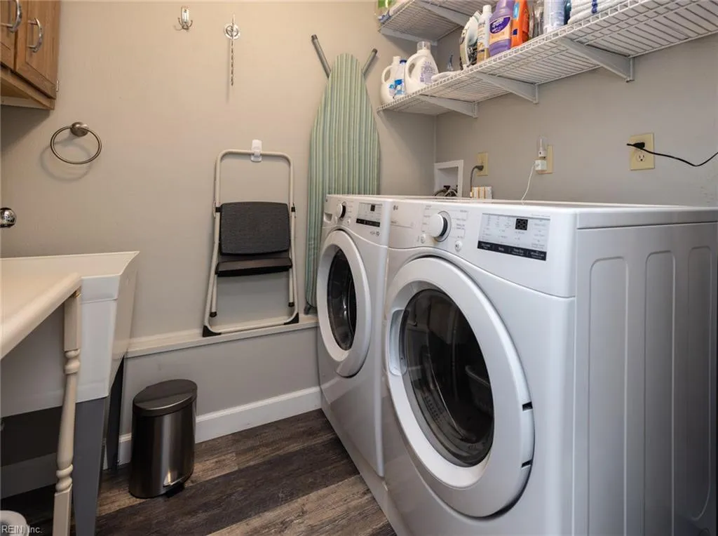 Portsmouth, Virginia 23704, United States, 3 Bedrooms Bedrooms, ,3 BathroomsBathrooms,Residential,Active,209002