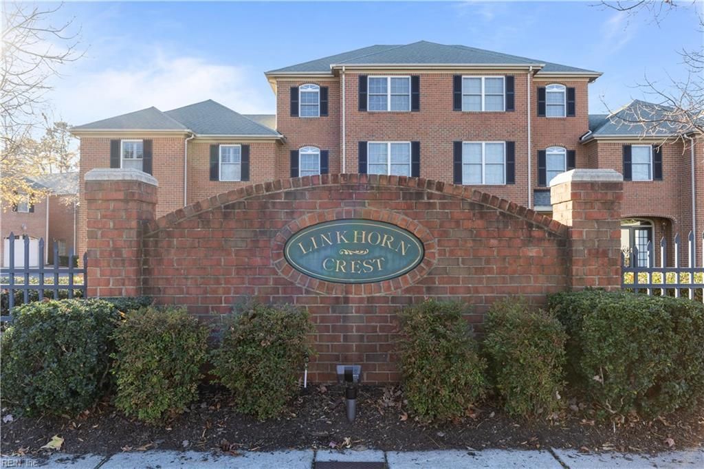 Photo of 1017 Draketail Ln Lane, Virginia Beach, VA 23451 (MLS # 10614287)