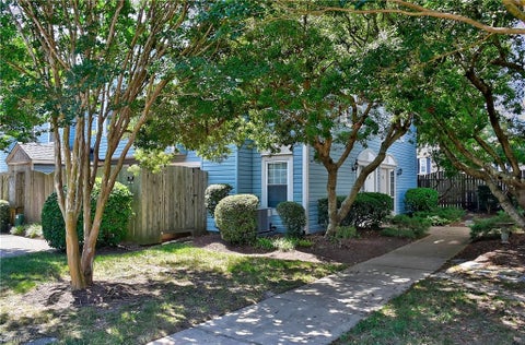 Photo for 530 N Birdneck RD 102