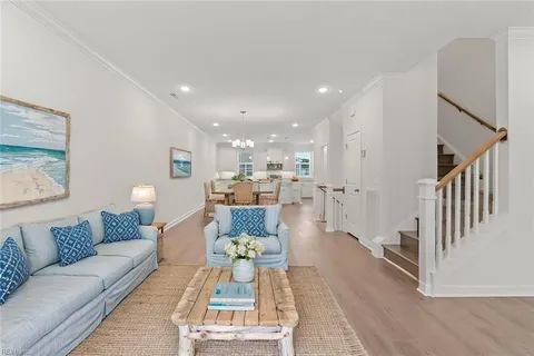 MLS: 10569454