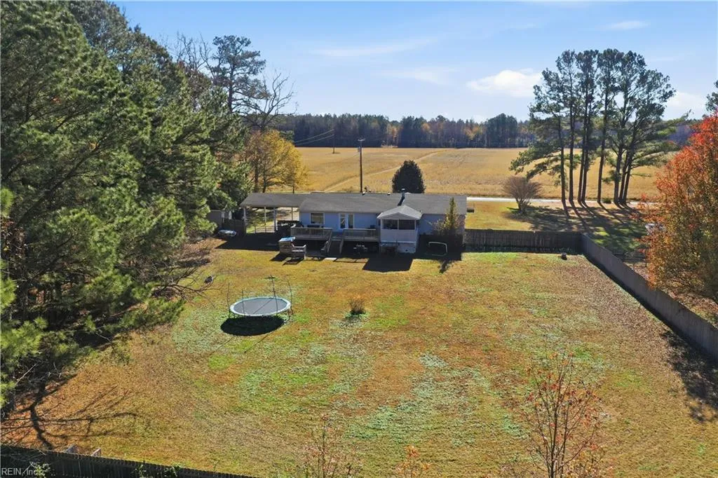 Zuni, Virginia 23898, United States, 4 Bedrooms Bedrooms, ,2 BathroomsBathrooms,Residential,Active,248603