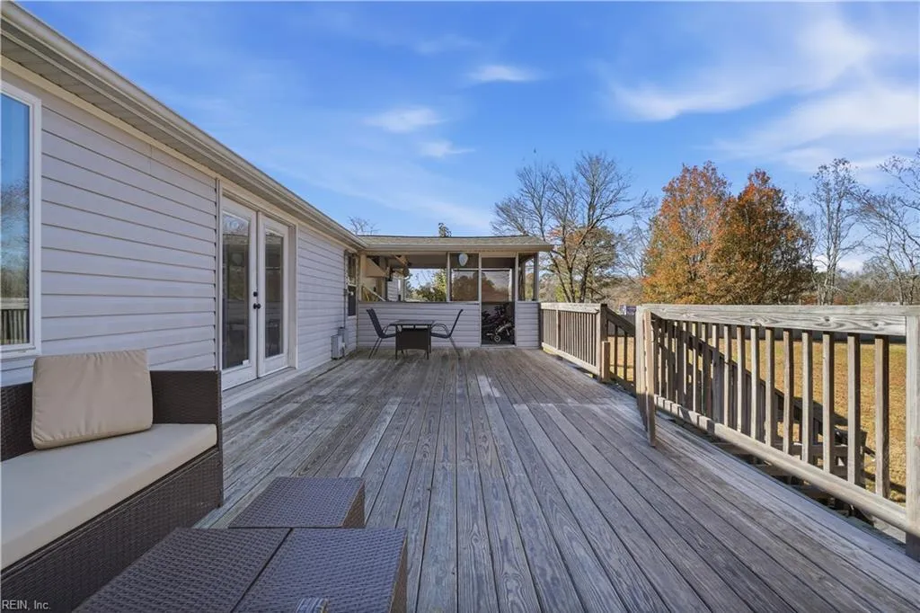 Zuni, Virginia 23898, United States, 4 Bedrooms Bedrooms, ,2 BathroomsBathrooms,Residential,Active,248603