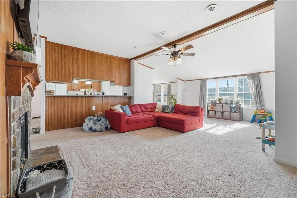 Zuni, Virginia 23898, United States, 4 Bedrooms Bedrooms, ,2 BathroomsBathrooms,Residential,Active,248603