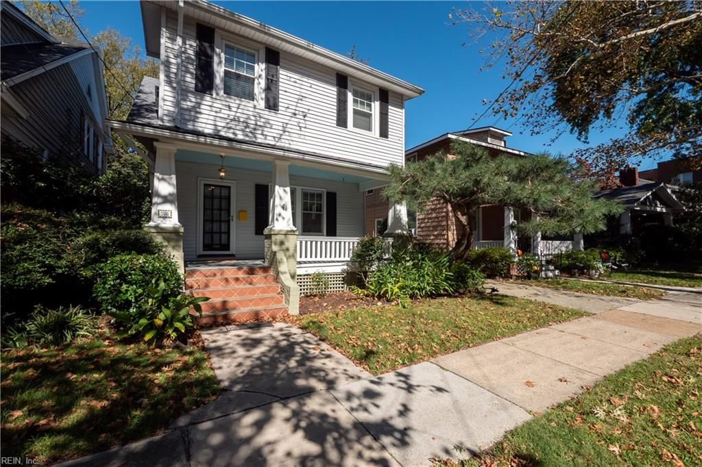 Photo of 926 Brandon Avenue, Norfolk, VA 23517 (MLS # 10608436)