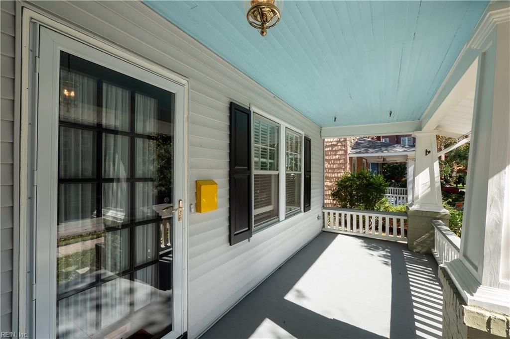 Photo of 926 Brandon Avenue, Norfolk, VA 23517 (MLS # 10608436)
