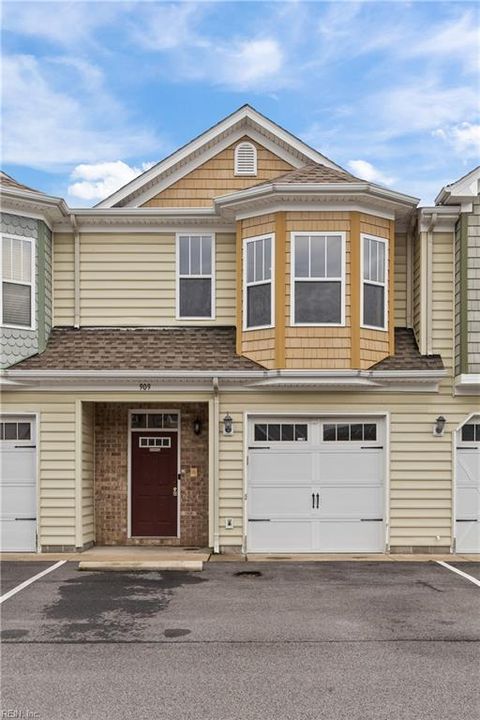 Photo of 909 Deep Creek Run Court, Chesapeake, VA 23323 (MLS # 10644970)