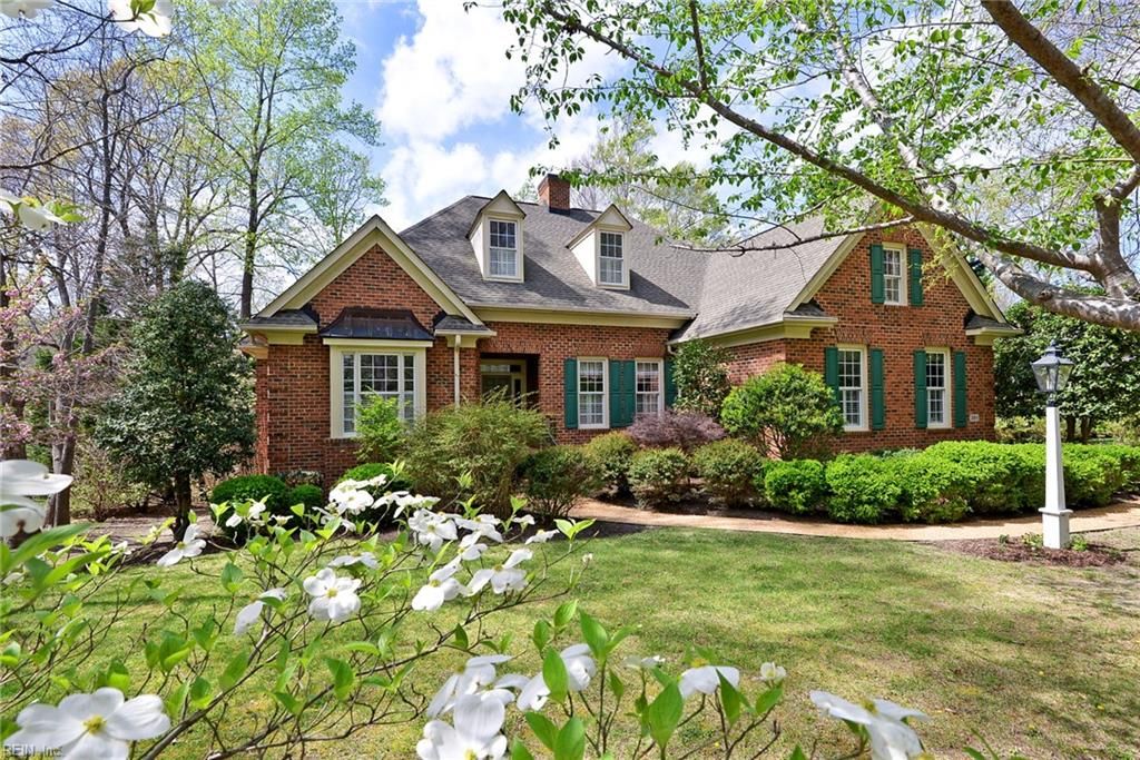 Photo of 201 Heritage Pointe, Williamsburg, VA 23188 (MLS # 10631692)