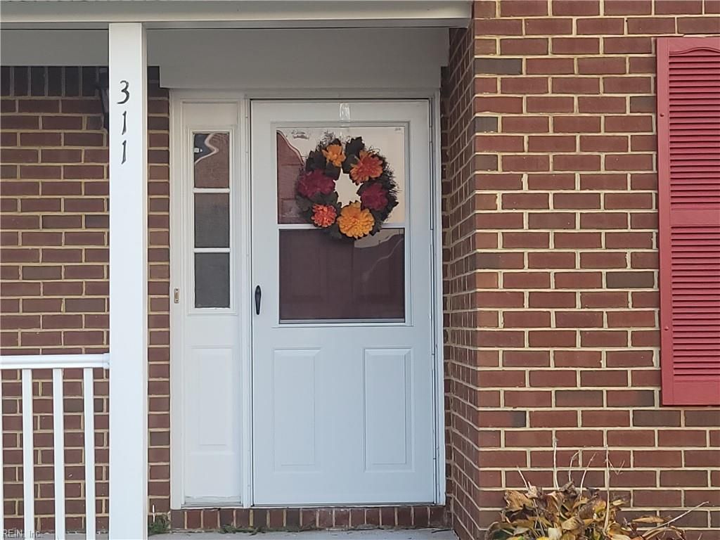 Photo of 311 Amherst Court, Chesapeake, VA 23320 (MLS # 10611762)