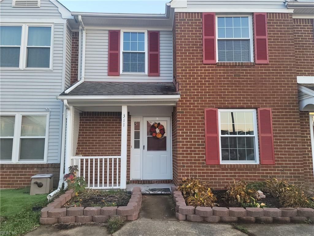 Photo of 311 Amherst Court, Chesapeake, VA 23320 (MLS # 10611762)