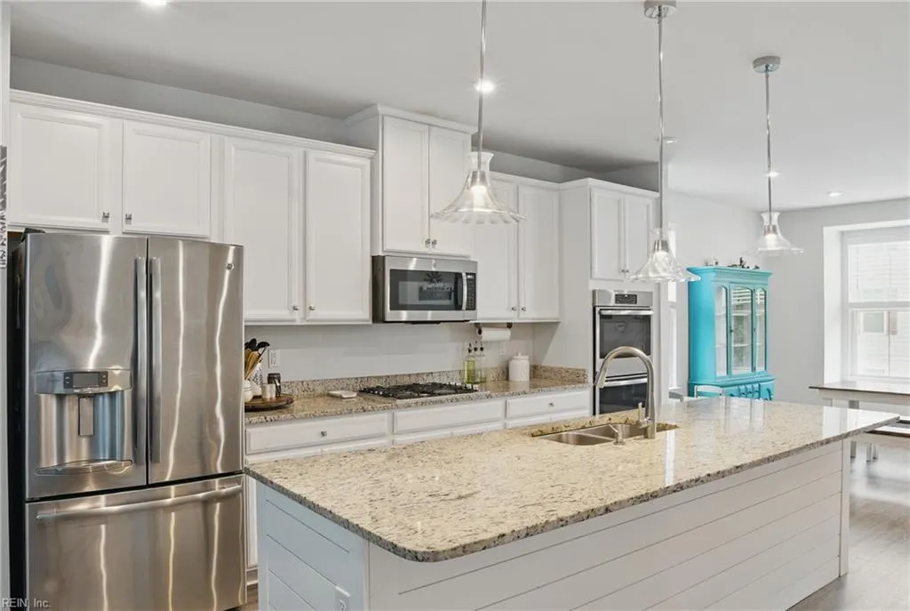 Chesapeake, Virginia 23323, United States, 4 Bedrooms Bedrooms, ,4 BathroomsBathrooms,Residential,Active,148129