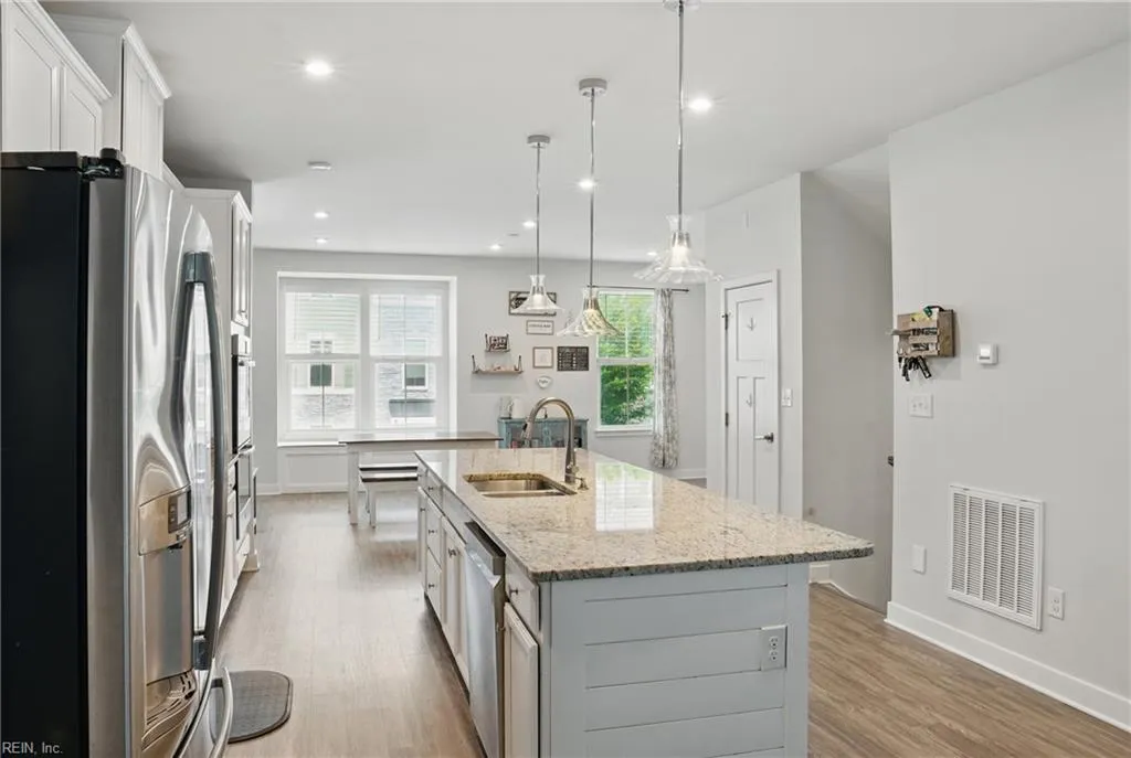 Chesapeake, Virginia 23323, United States, 4 Bedrooms Bedrooms, ,4 BathroomsBathrooms,Residential,Active,148129