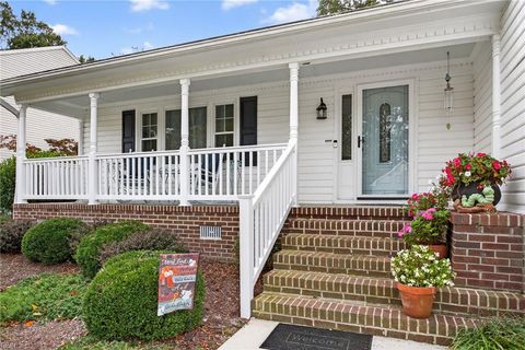 109 Grays LNDG Hampton VA 23666