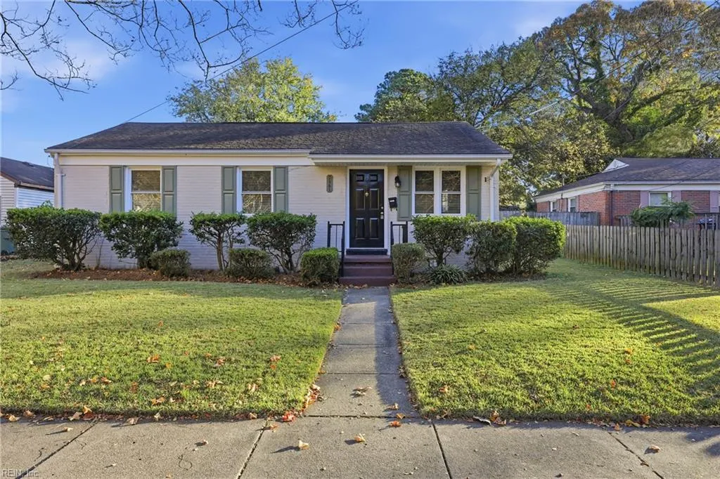 Norfolk, Virginia 23509, United States, 3 Bedrooms Bedrooms, ,2 BathroomsBathrooms,Residential,Active,240668