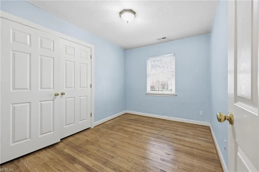 Norfolk, Virginia 23509, United States, 3 Bedrooms Bedrooms, ,2 BathroomsBathrooms,Residential,Active,240668