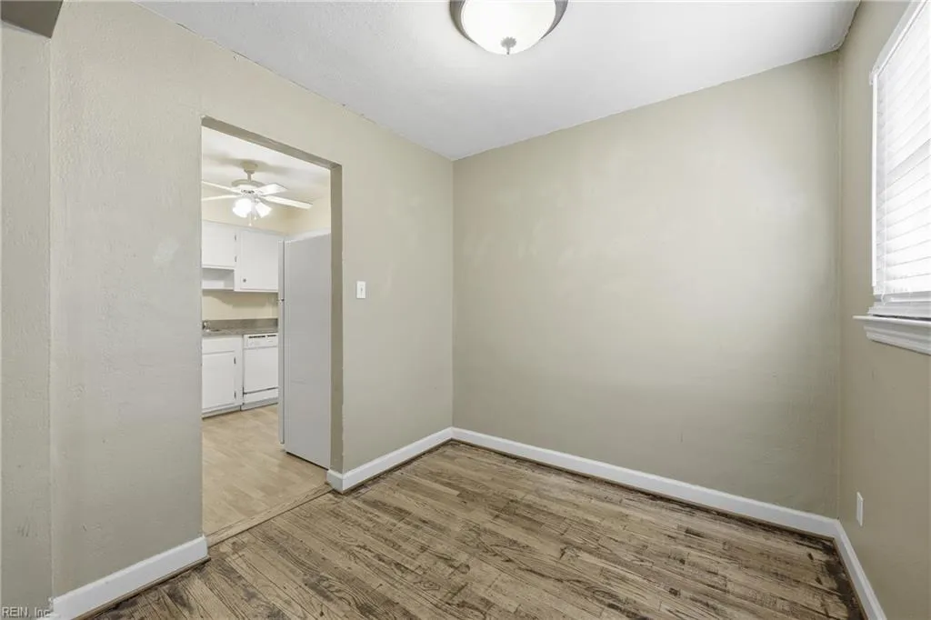 Norfolk, Virginia 23509, United States, 3 Bedrooms Bedrooms, ,2 BathroomsBathrooms,Residential,Active,240668