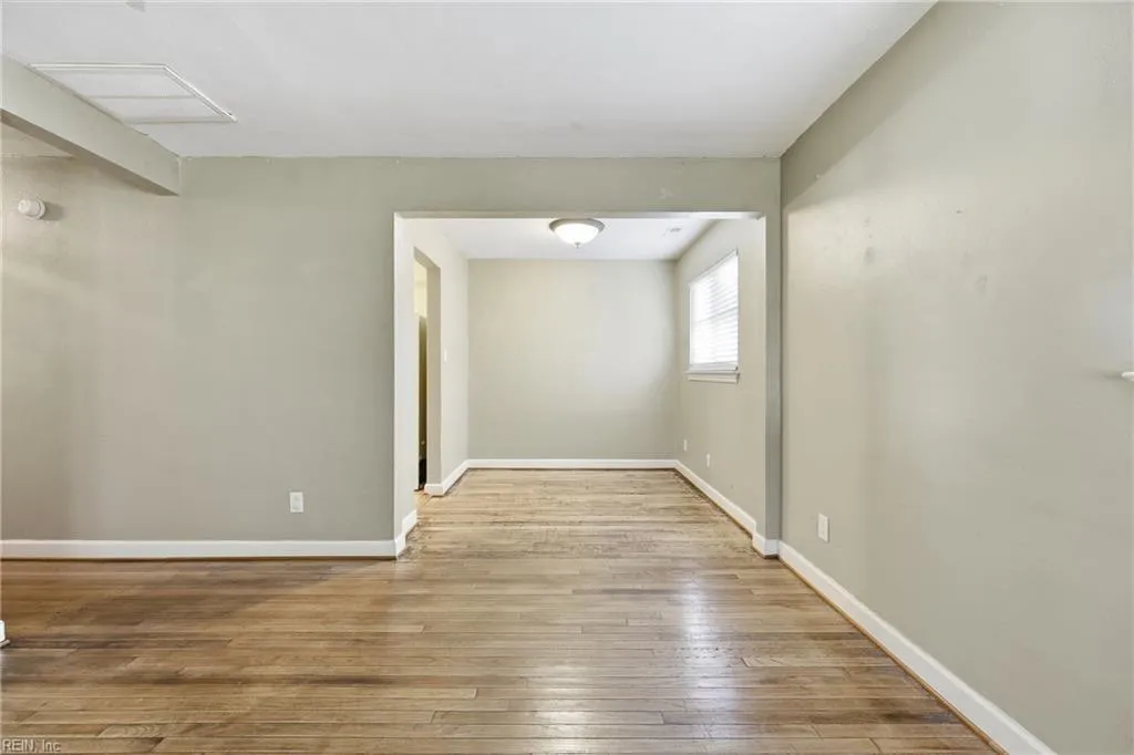 Norfolk, Virginia 23509, United States, 3 Bedrooms Bedrooms, ,2 BathroomsBathrooms,Residential,Active,240668