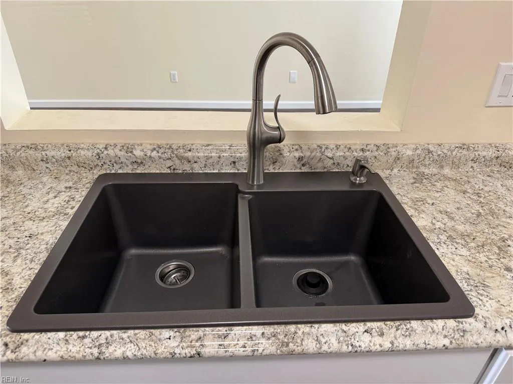 Chesapeake, Virginia 23320, United States, 3 Bedrooms Bedrooms, ,3 BathroomsBathrooms,Residential,Active,168915