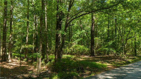 Photo of 6 Harris Creek Road, Hampton, VA 23669 (MLS # 10652757)