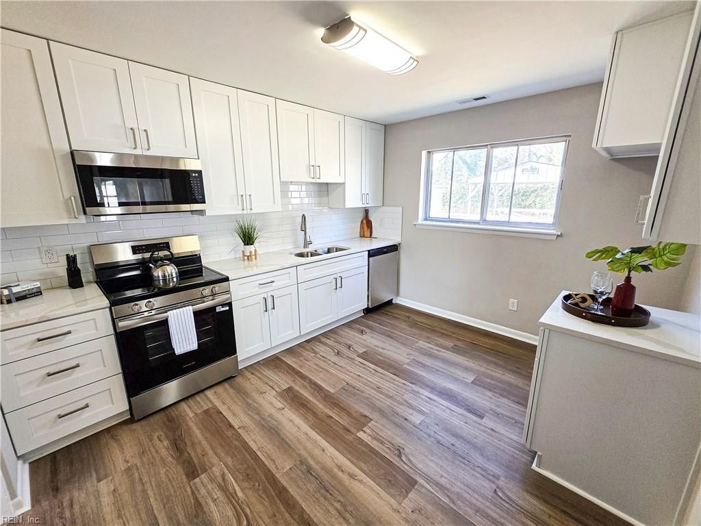 Photo of 1212 Jewell Avenue, Portsmouth, VA 23701 (MLS # 10623461)