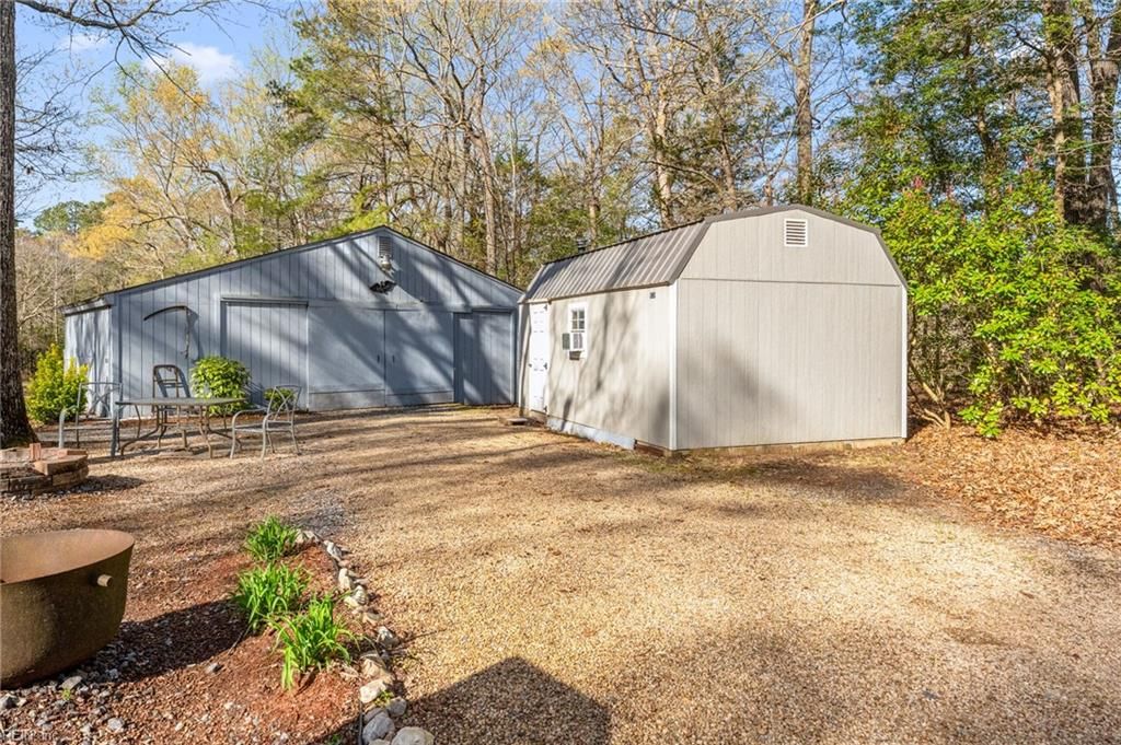 Photo of 5288 Creekwood Lane, Gloucester, VA 23061 (MLS # 10628824)