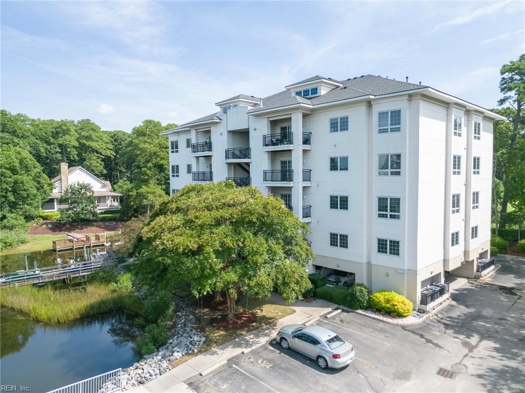Photo of 1268 Laskin Road #202, Virginia Beach, VA 23451 (MLS # 10623351)