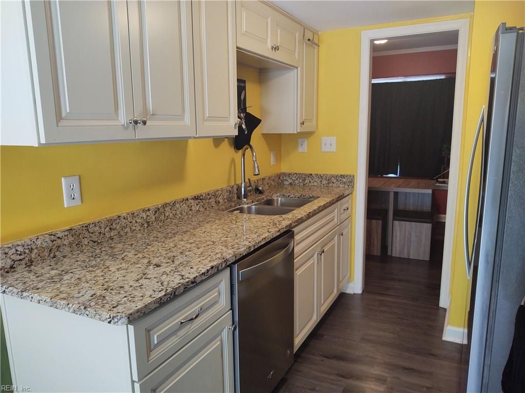 Photo of 451 Hill Meadow Drive, Virginia Beach, VA 23454 (MLS # 10620385)