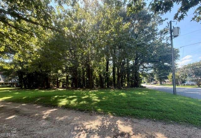 Photo of 40 Salt Pond Road, Hampton, VA 23664 (MLS # 10650028)