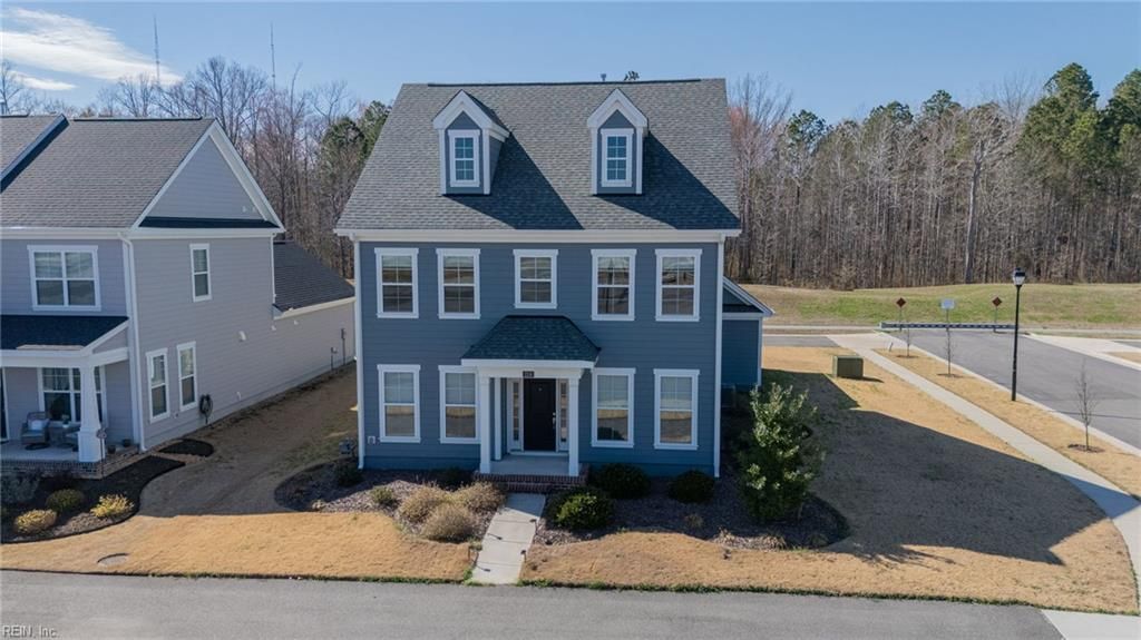 Photo of 2216 Hampton Roads Parkway, Chesapeake, VA 23321 (MLS # 10624768)